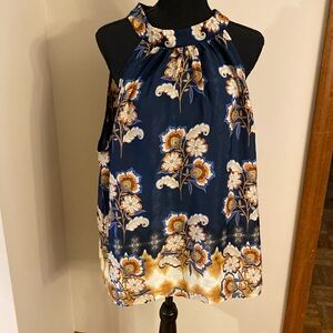 Beautiful 2-piece Liverpool set. NWOT. Halter top. Wide leg Capri. Size XL/14/32